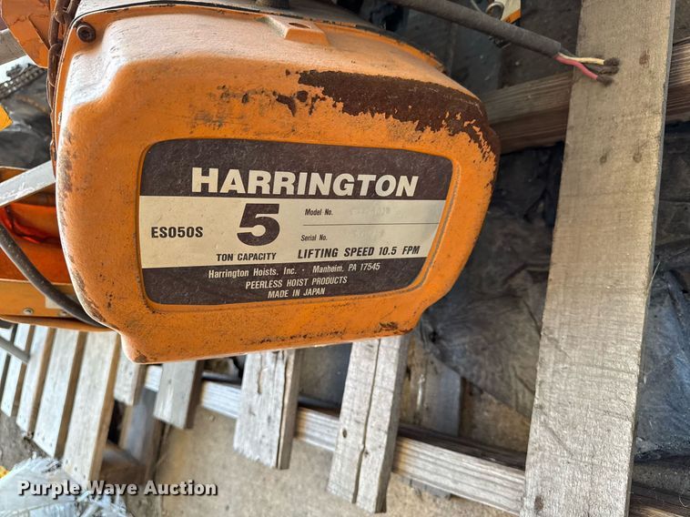 image for item DT0642 Chain hoist