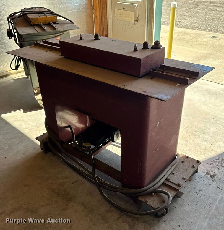 image for item DT0645 Roll formers