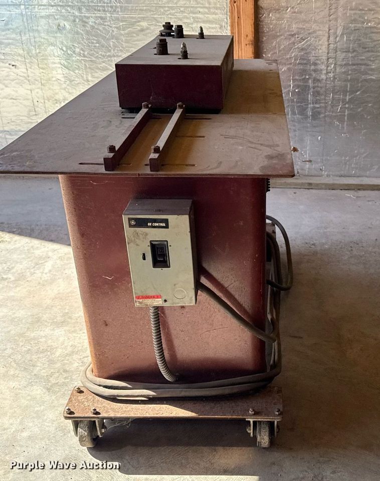 image for item DT0645 Roll formers