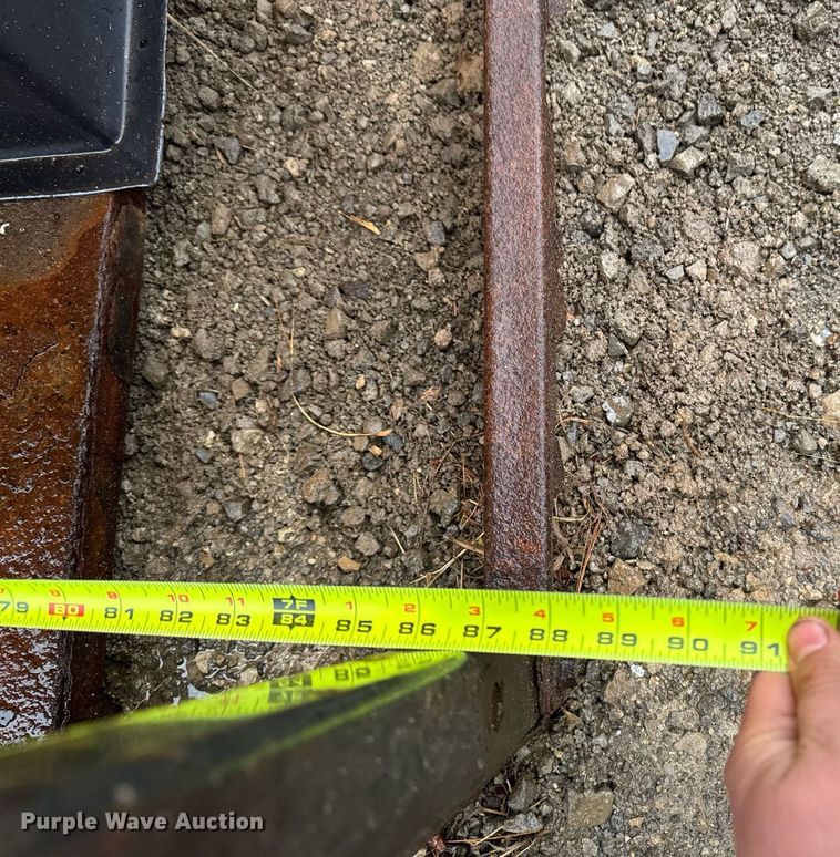 image for item DT0665 (2) Snow Ex spreaders