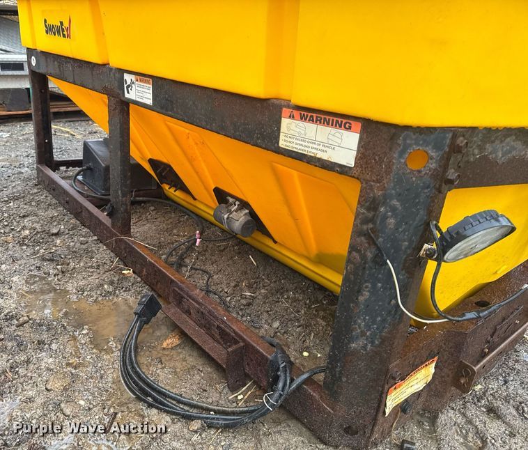 image for item DT0665 (2) Snow Ex spreaders