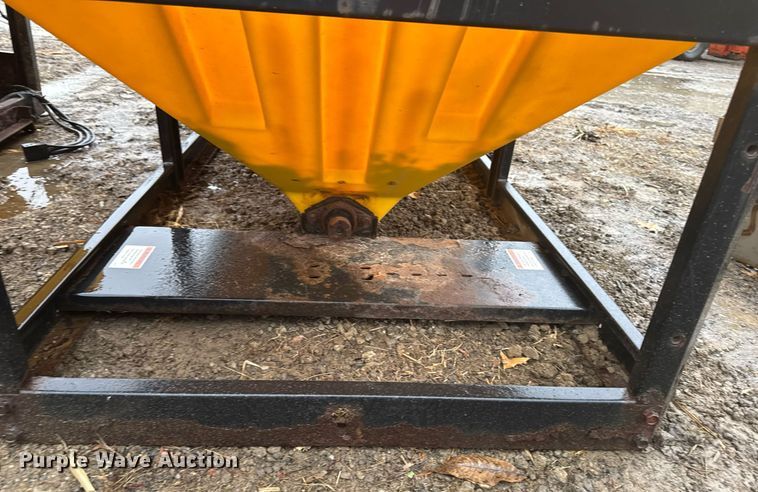 image for item DT0665 (2) Snow Ex spreaders