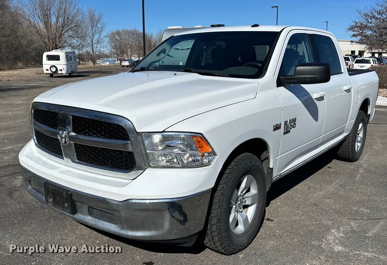 image for item DT4501 2019 Dodge Ram 1500 Classic Crew Cab pickup truck