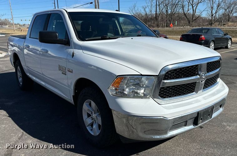 image for item DT4501 2019 Dodge Ram 1500 Classic Crew Cab pickup truck