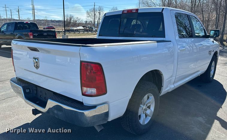 image for item DT4501 2019 Dodge Ram 1500 Classic Crew Cab pickup truck