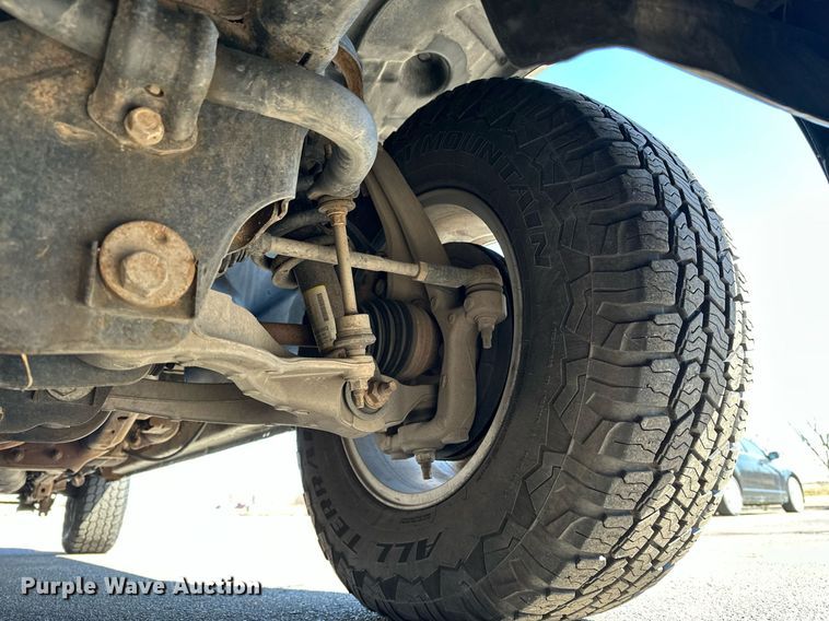 image for item DT4501 2019 Dodge Ram 1500 Classic Crew Cab pickup truck