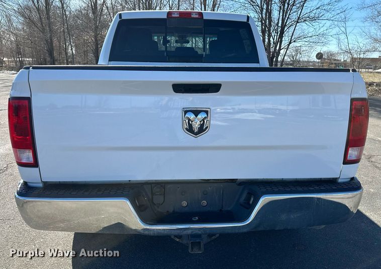 image for item DT4501 2019 Dodge Ram 1500 Classic Crew Cab pickup truck