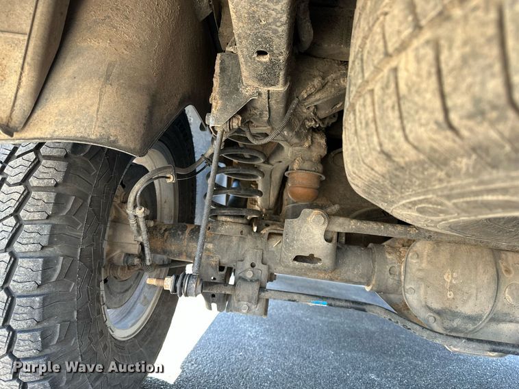 image for item DT4501 2019 Dodge Ram 1500 Classic Crew Cab pickup truck