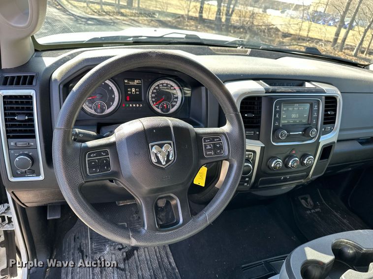 image for item DT4501 2019 Dodge Ram 1500 Classic Crew Cab pickup truck