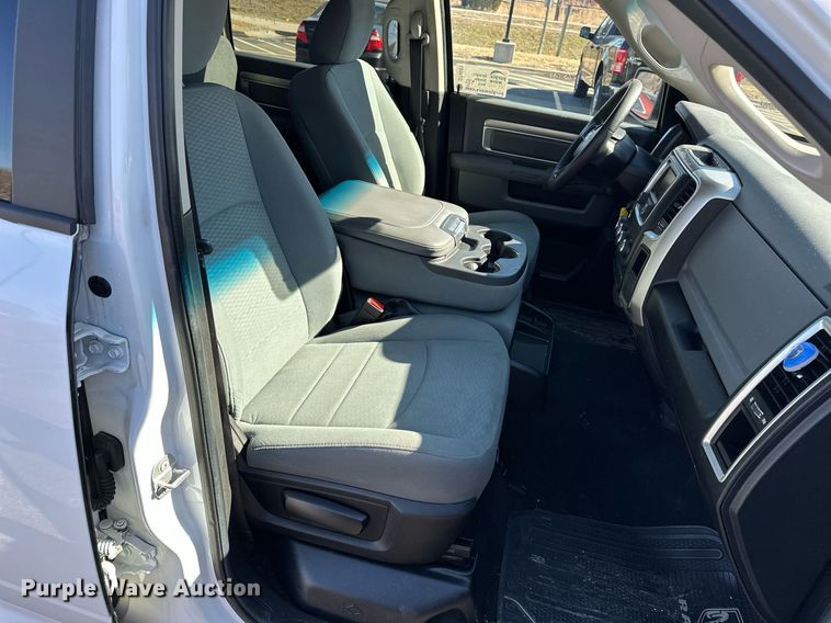 image for item DT4501 2019 Dodge Ram 1500 Classic Crew Cab pickup truck