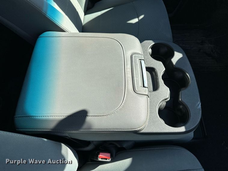 image for item DT4501 2019 Dodge Ram 1500 Classic Crew Cab pickup truck