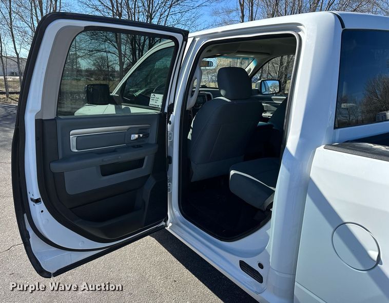 image for item DT4501 2019 Dodge Ram 1500 Classic Crew Cab pickup truck