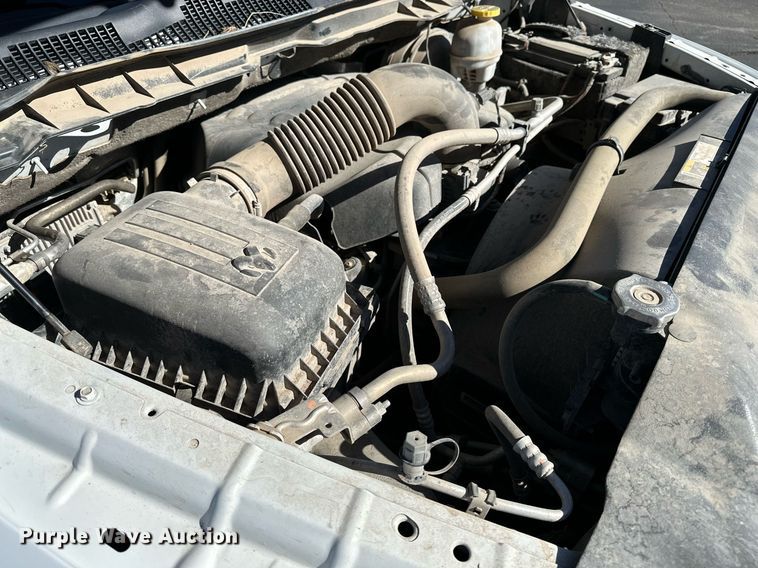 image for item DT4501 2019 Dodge Ram 1500 Classic Crew Cab pickup truck