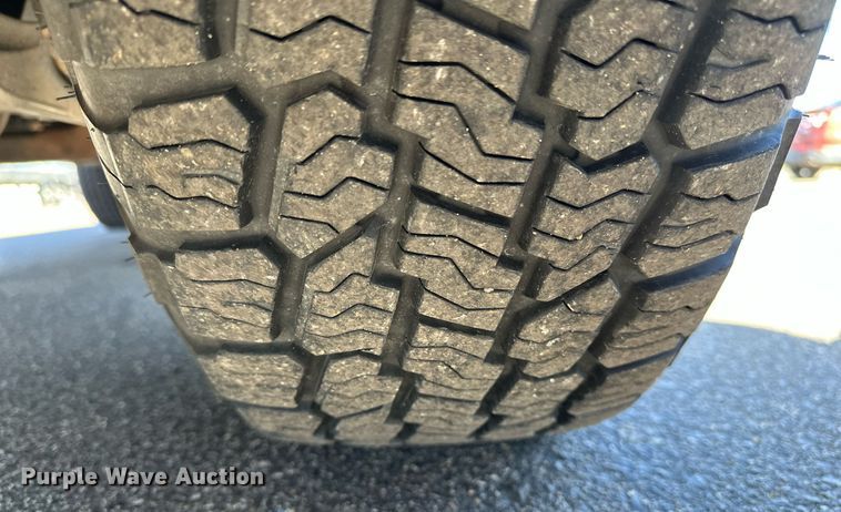 image for item DT4501 2019 Dodge Ram 1500 Classic Crew Cab pickup truck