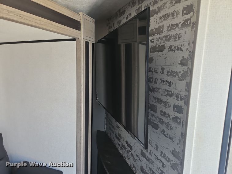 image for item DT4502 2021 Keystone SG295BH21 camper