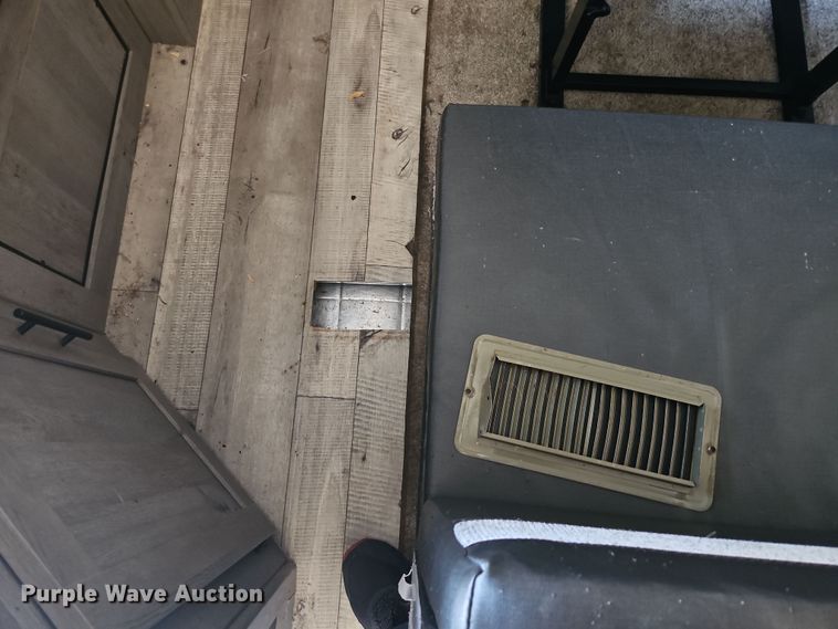 image for item DT4502 2021 Keystone SG295BH21 camper