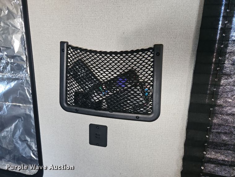 image for item DT4502 2021 Keystone SG295BH21 camper