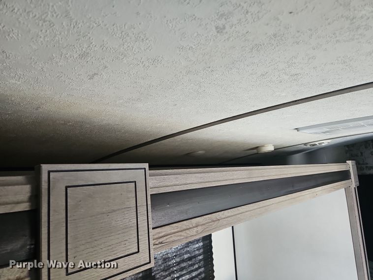 image for item DT4502 2021 Keystone SG295BH21 camper