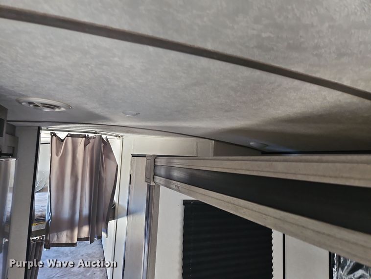 image for item DT4502 2021 Keystone SG295BH21 camper