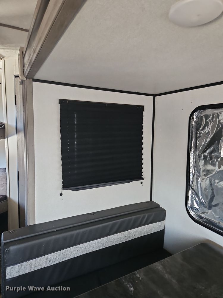 image for item DT4502 2021 Keystone SG295BH21 camper