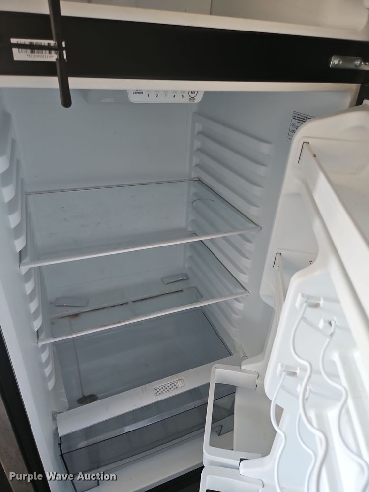 image for item DT4502 2021 Keystone SG295BH21 camper