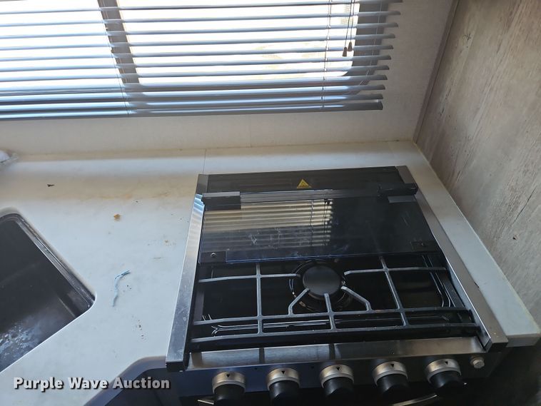 image for item DT4502 2021 Keystone SG295BH21 camper