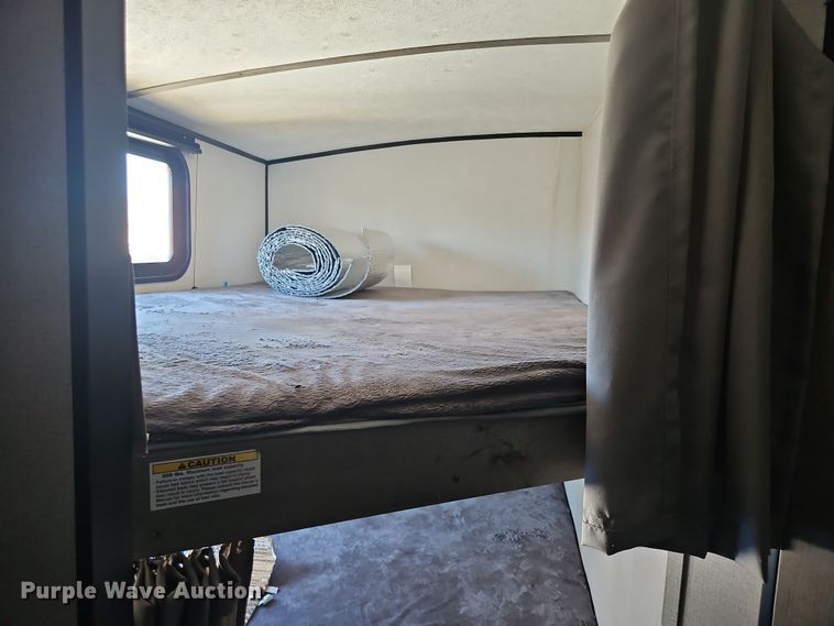 image for item DT4502 2021 Keystone SG295BH21 camper