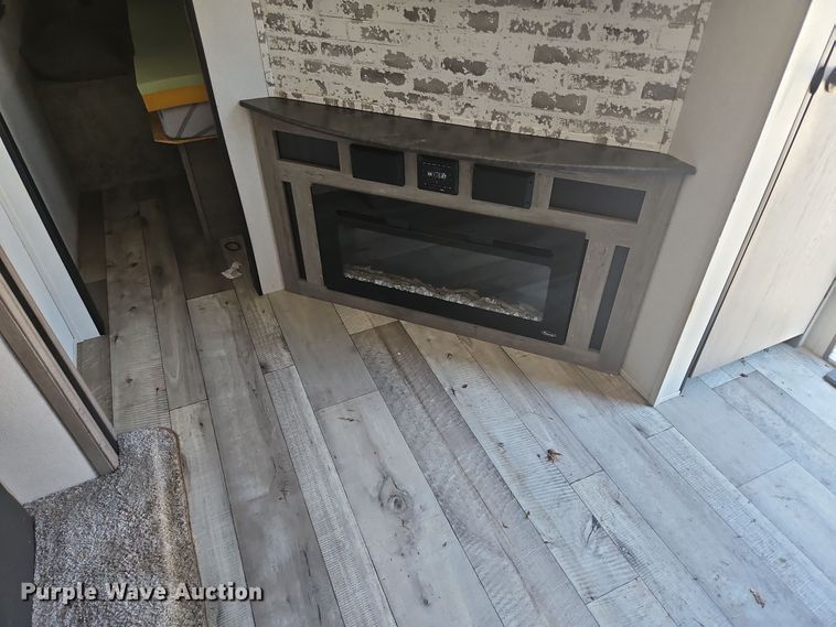 image for item DT4502 2021 Keystone SG295BH21 camper