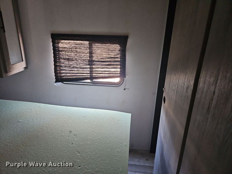 image for item DT4502 2021 Keystone SG295BH21 camper