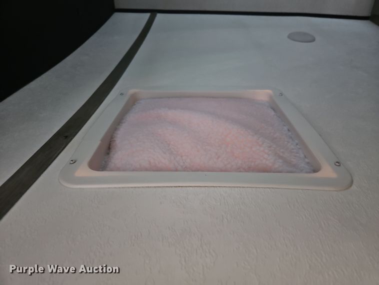 image for item DT4502 2021 Keystone SG295BH21 camper