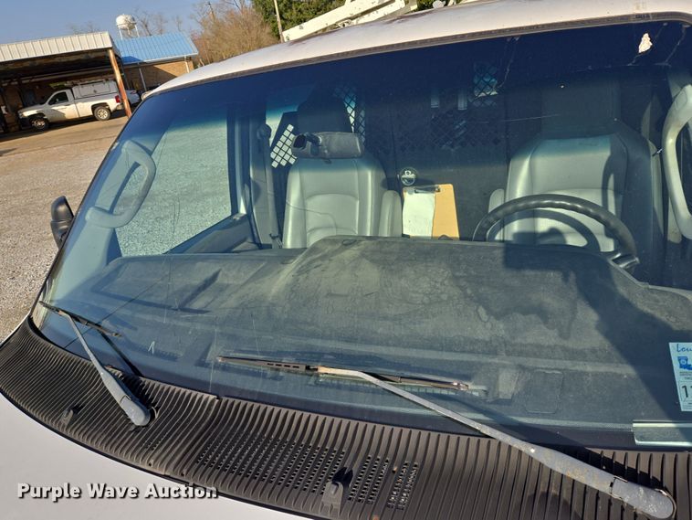 image for item DV1268 2009 Ford E150 van