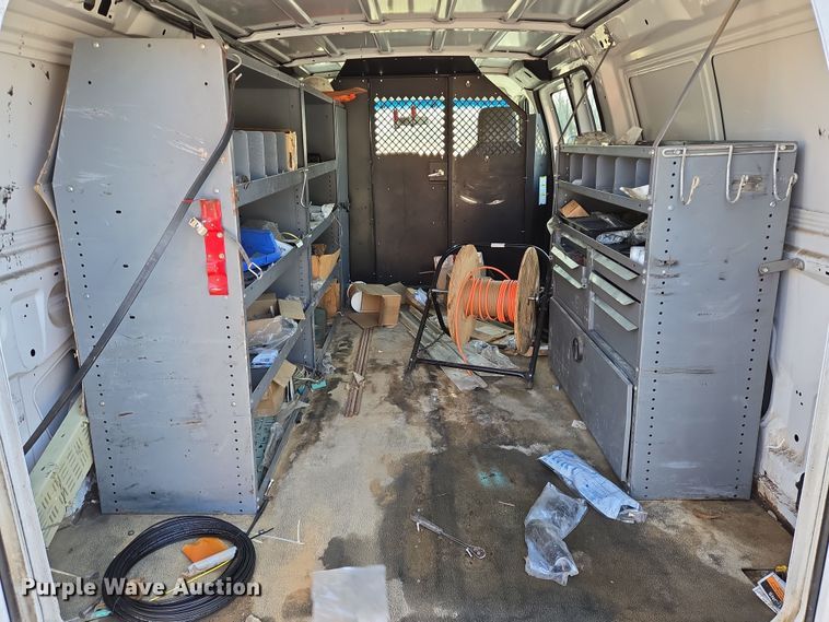 image for item DV1268 2009 Ford E150 van