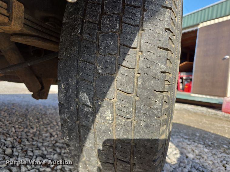 image for item DV1268 2009 Ford E150 van