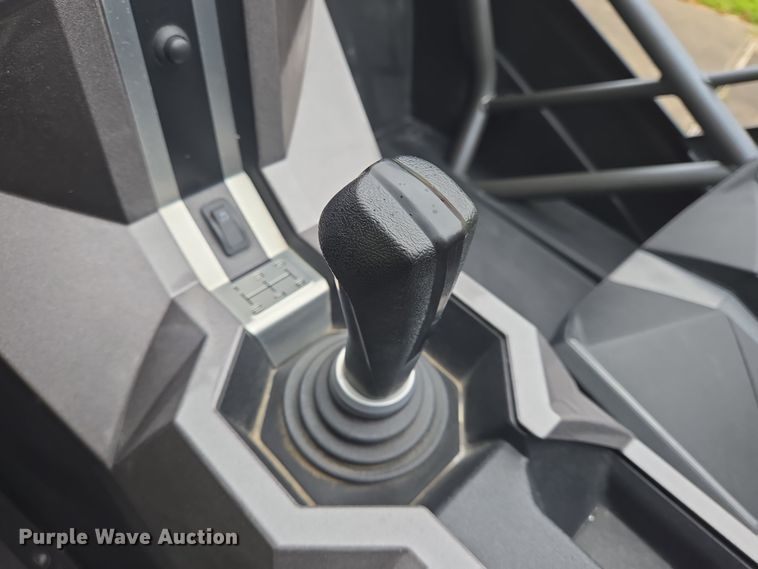 image for item DV1271 2016 Polaris Slingshot S motorcycle