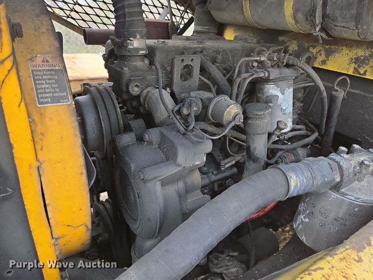 image for item DV1272 2000 Sellick SD-80 forklift