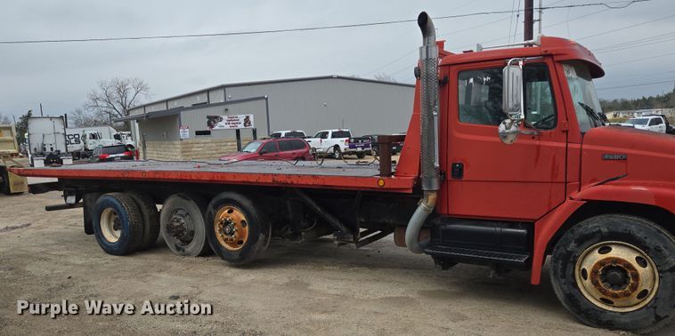 image for item DV1273 2001 Freightliner FL80 rollback truck