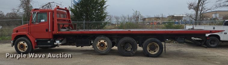 image for item DV1273 2001 Freightliner FL80 rollback truck