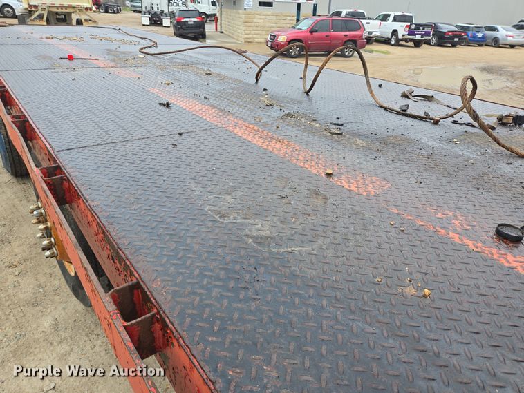 image for item DV1273 2001 Freightliner FL80 rollback truck