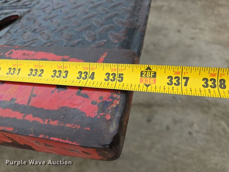 image for item DV1273 2001 Freightliner FL80 rollback truck