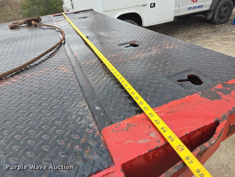 image for item DV1273 2001 Freightliner FL80 rollback truck