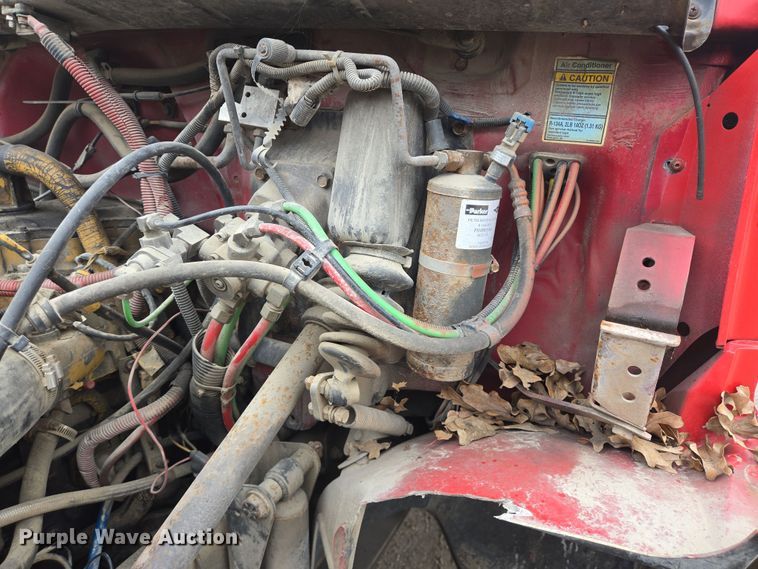 image for item DV1273 2001 Freightliner FL80 rollback truck