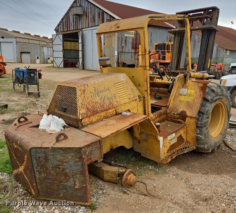 image for item DV1295 2007 MasterCraft MC-6-2127 forklift