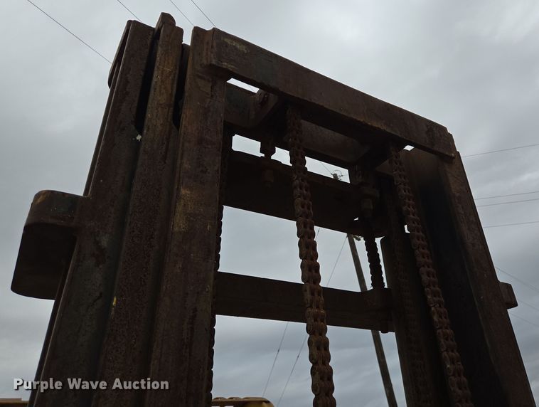 image for item DV1295 2007 MasterCraft MC-6-2127 forklift