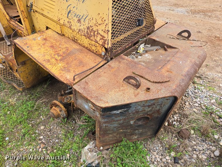 image for item DV1295 2007 MasterCraft MC-6-2127 forklift