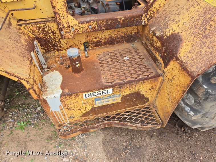 image for item DV1295 2007 MasterCraft MC-6-2127 forklift