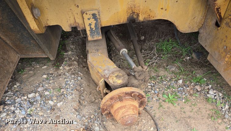 image for item DV1295 2007 MasterCraft MC-6-2127 forklift