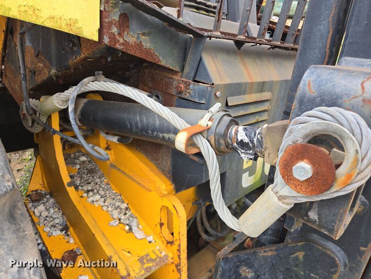 image for item DV1296 JCB 930 forklift