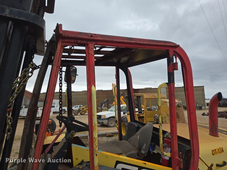 image for item DV1296 JCB 930 forklift