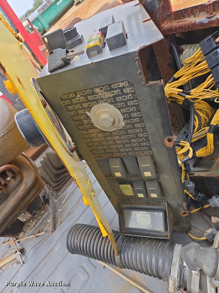 image for item DV1296 JCB 930 forklift