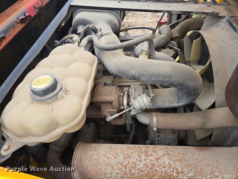 image for item DV1296 JCB 930 forklift